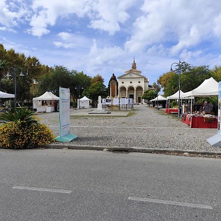 Appartamento Vada Buitenkant foto