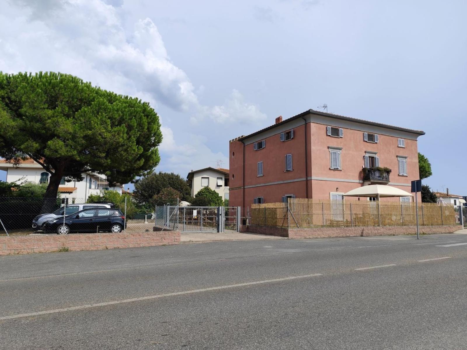 Appartamento Vada Buitenkant foto